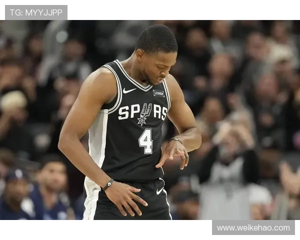 马刺八人得分上双大胜76人瓦塞尔哈珀各22分